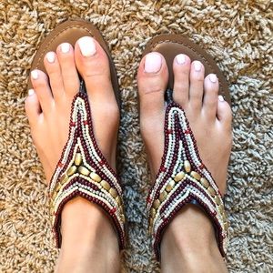 CUTE BEADED SANDALS